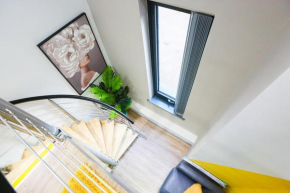 E103 City loft retreat